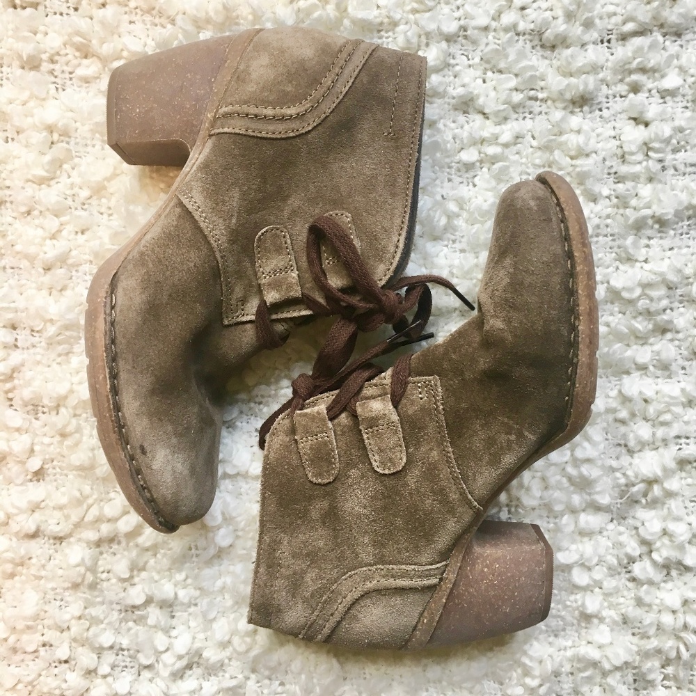 clark's heels